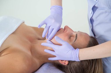 Facial Harmony Begins Here: The Art of Buccal Massage